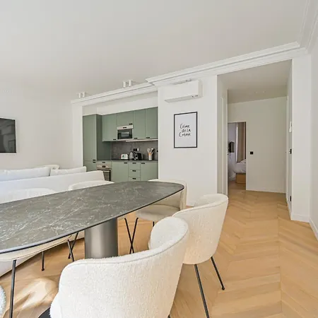 Luxurious & Famous Parisian Flat Appartamento Parigi
