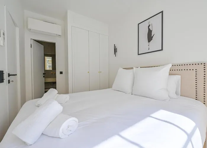 Luxurious & Famous Parisian Flat