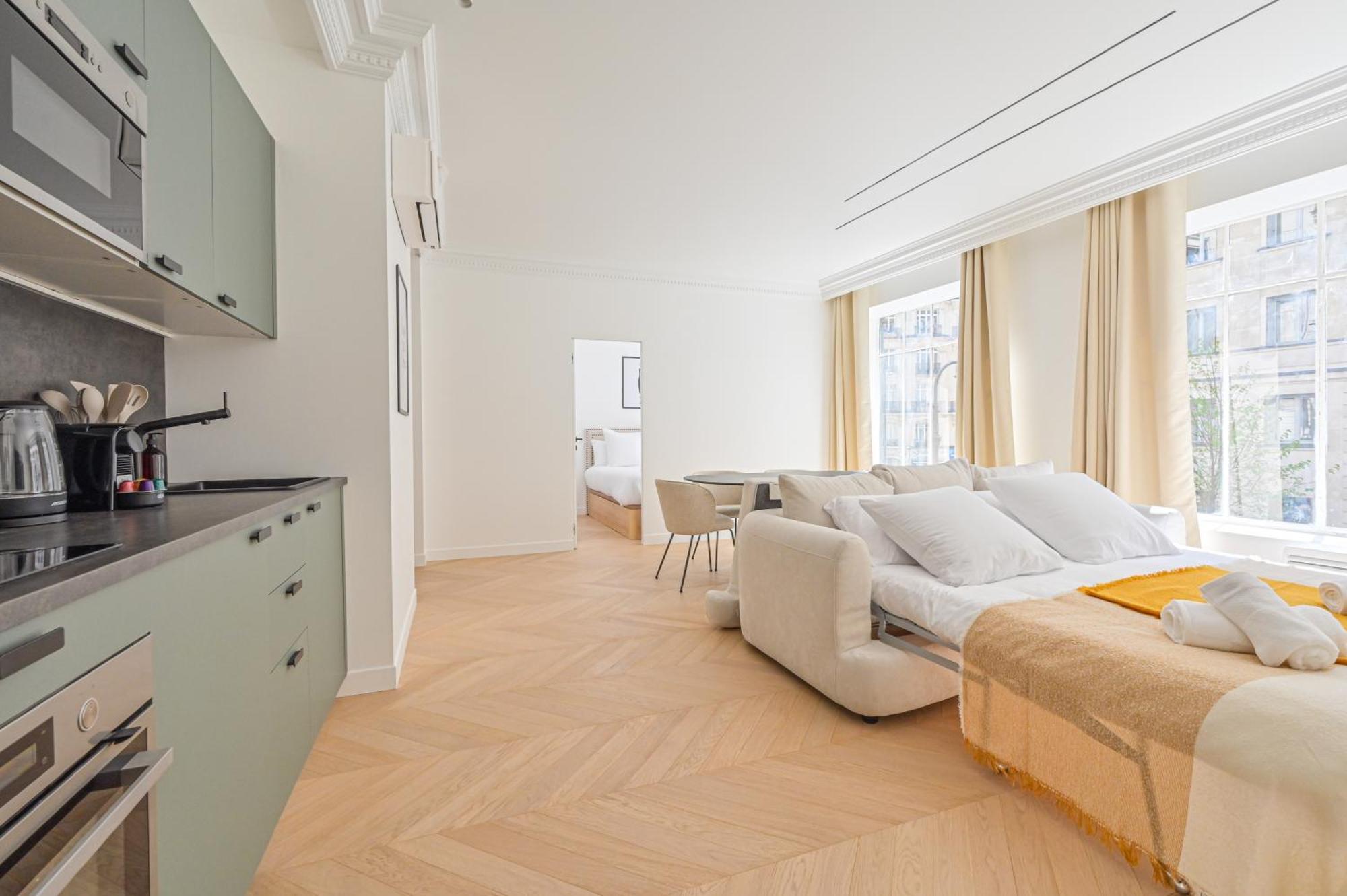 Luxurious & Famous Parisian Flat Appartamento